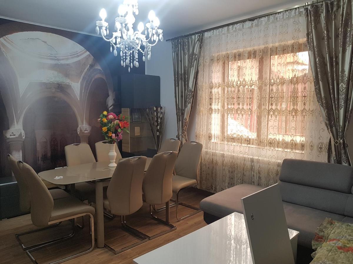 Casa Cojanu Otel Petroşani Dış mekan fotoğraf